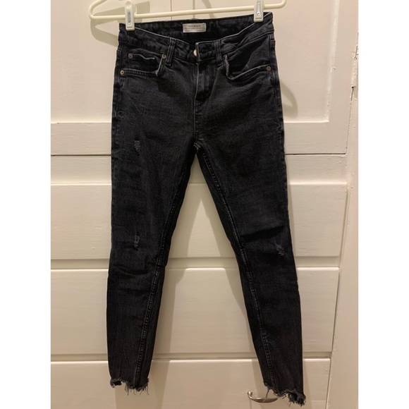 black ripped jeans size 4